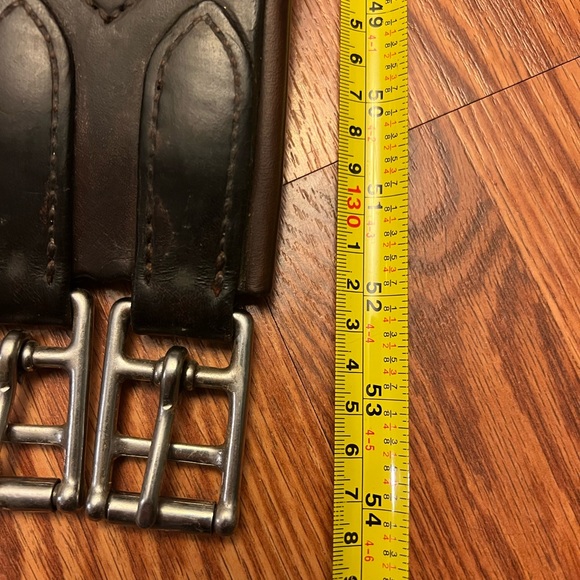 54” leather brown English girth - Picture 3 of 3
